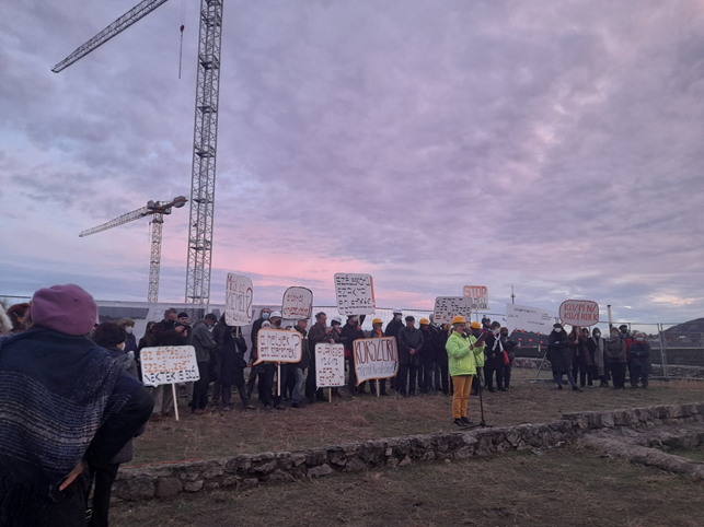 Representatives of civil society organisations from all over Hungary demonstrating against priority investments on 5 November 2021 Representatives of civil society organisations from all over Hungary demonstrating against priority investments on 5 November 2021
