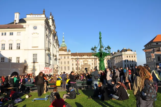 Demonstration in Prague castel