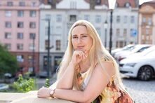 Syrian Arab woman of Czech origin Samira Sibai