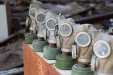 Chernobyl expulsion zone (gas masks)
