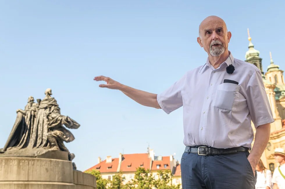 Renö Böll na Staroměstském náměstí, 2026